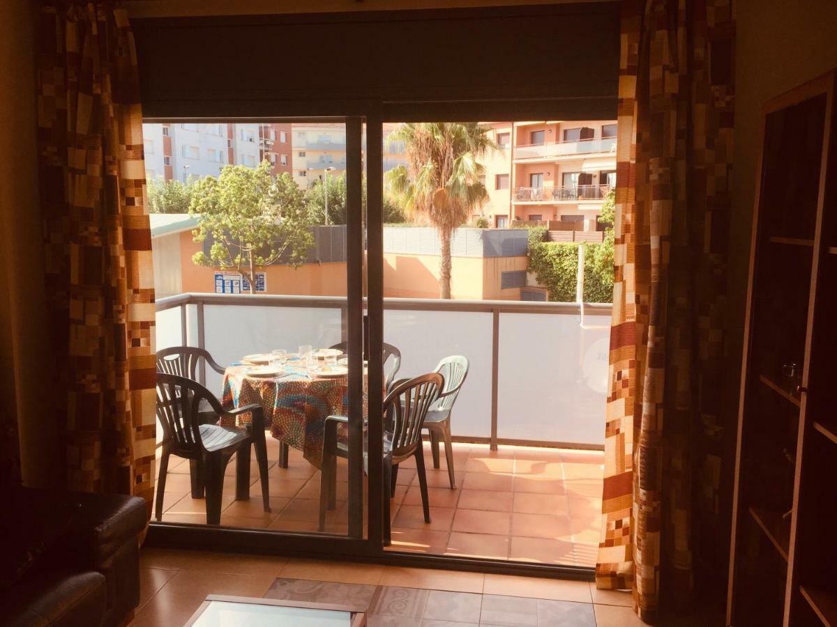 Apartment Santa Cristina Lloret de Mar Bagian luar foto